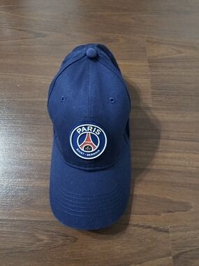 Paris Saint-Germain Navy Baseball Cap